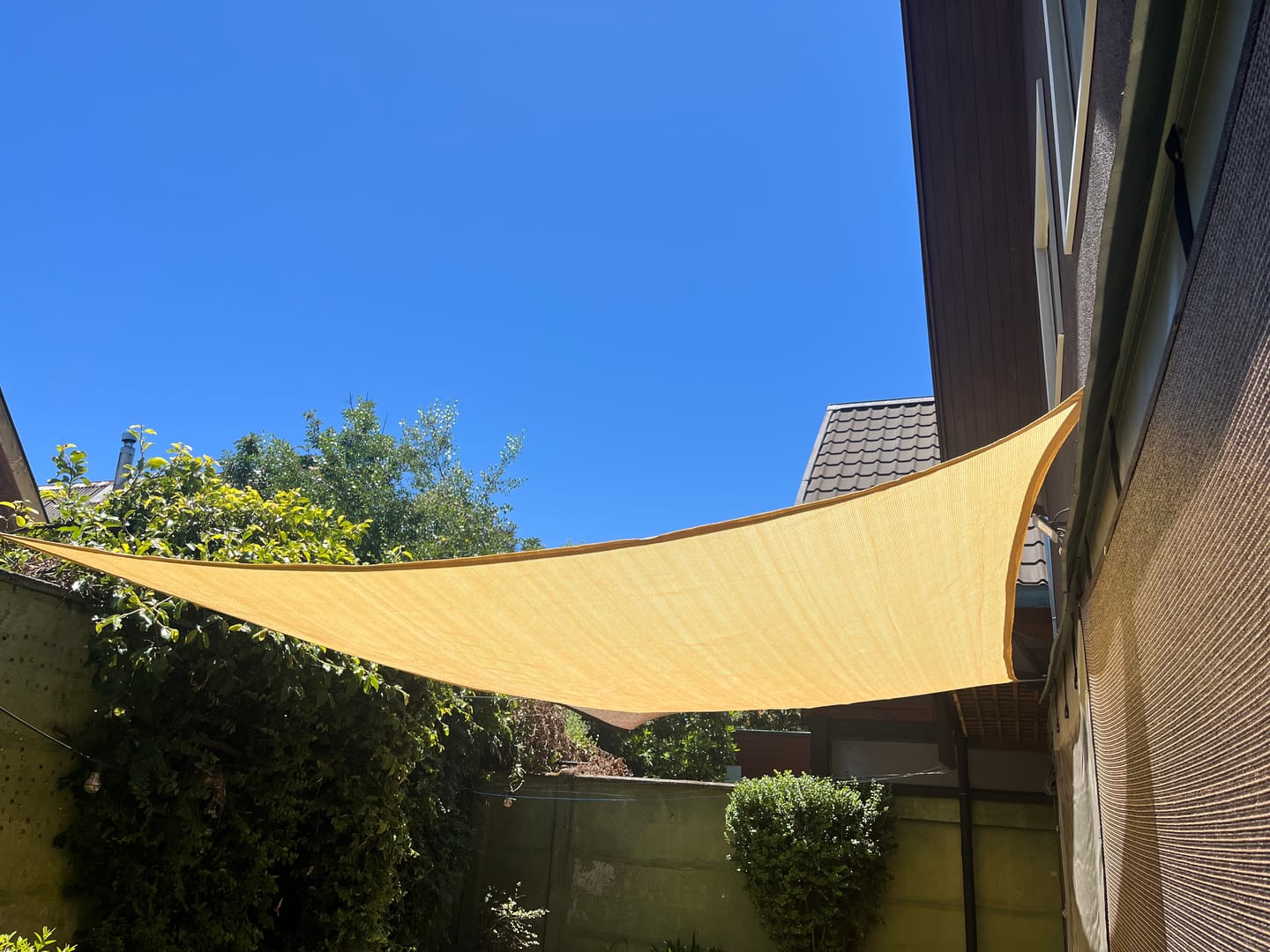 Customer photo review of Toldo de Lona Cuadrada Vela para Sombra Parasol Rectangular Permeable