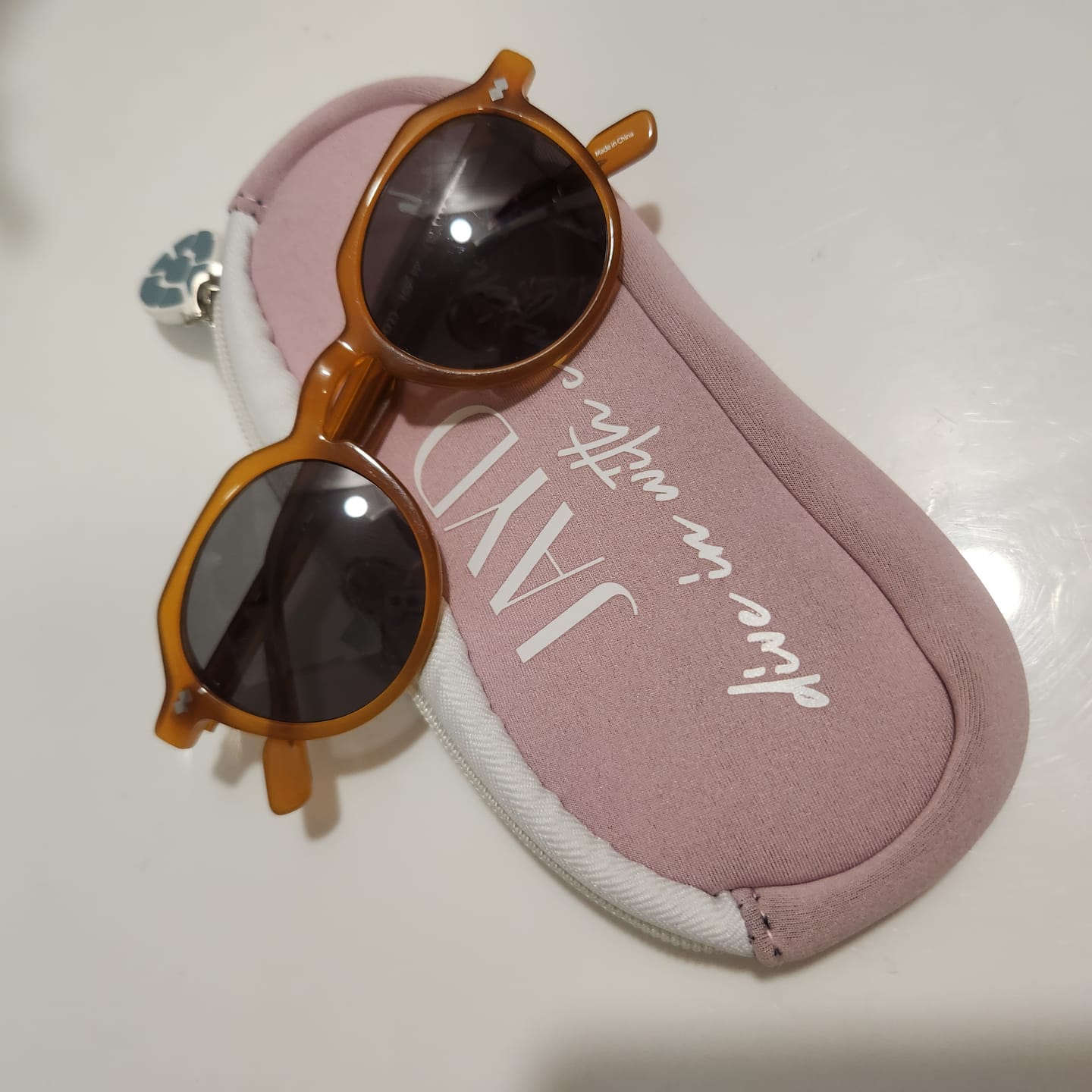 Customer photo review of JAYD Goggle Bag - Pink