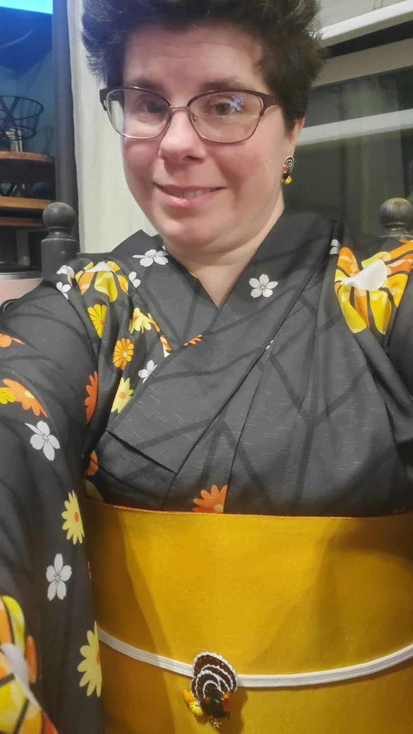 Customer photo review of Yukata Kimono Plus Size - Yellow and Orange Flowers in Patterned Gray (Style #1005)