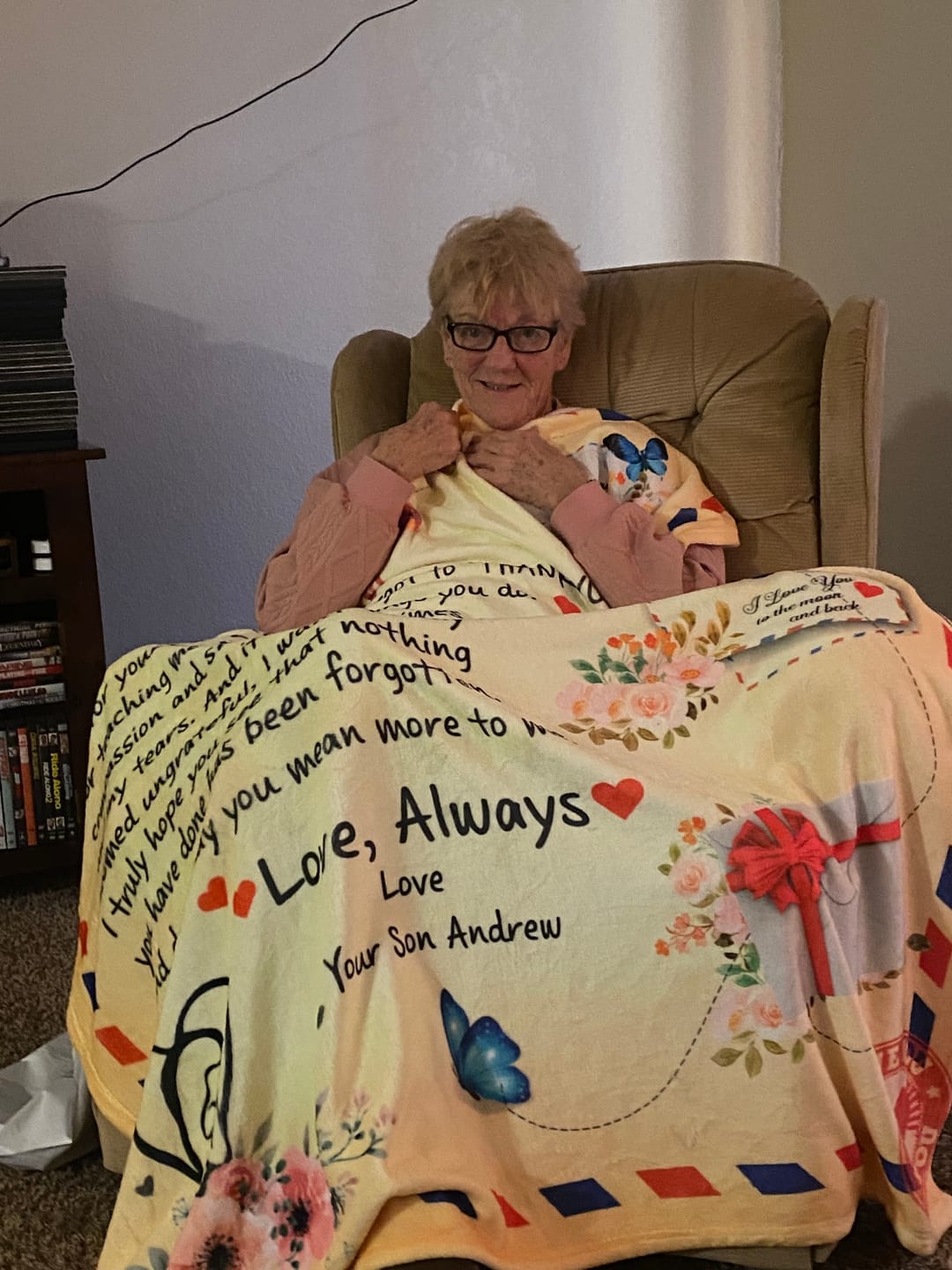 Customer photo review of Mom - Giant Post Card Blanket Gift