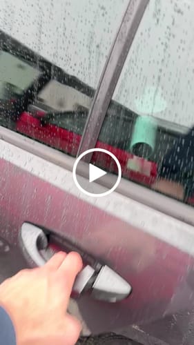 Customer video review of Kofferraumwanne nach Maß