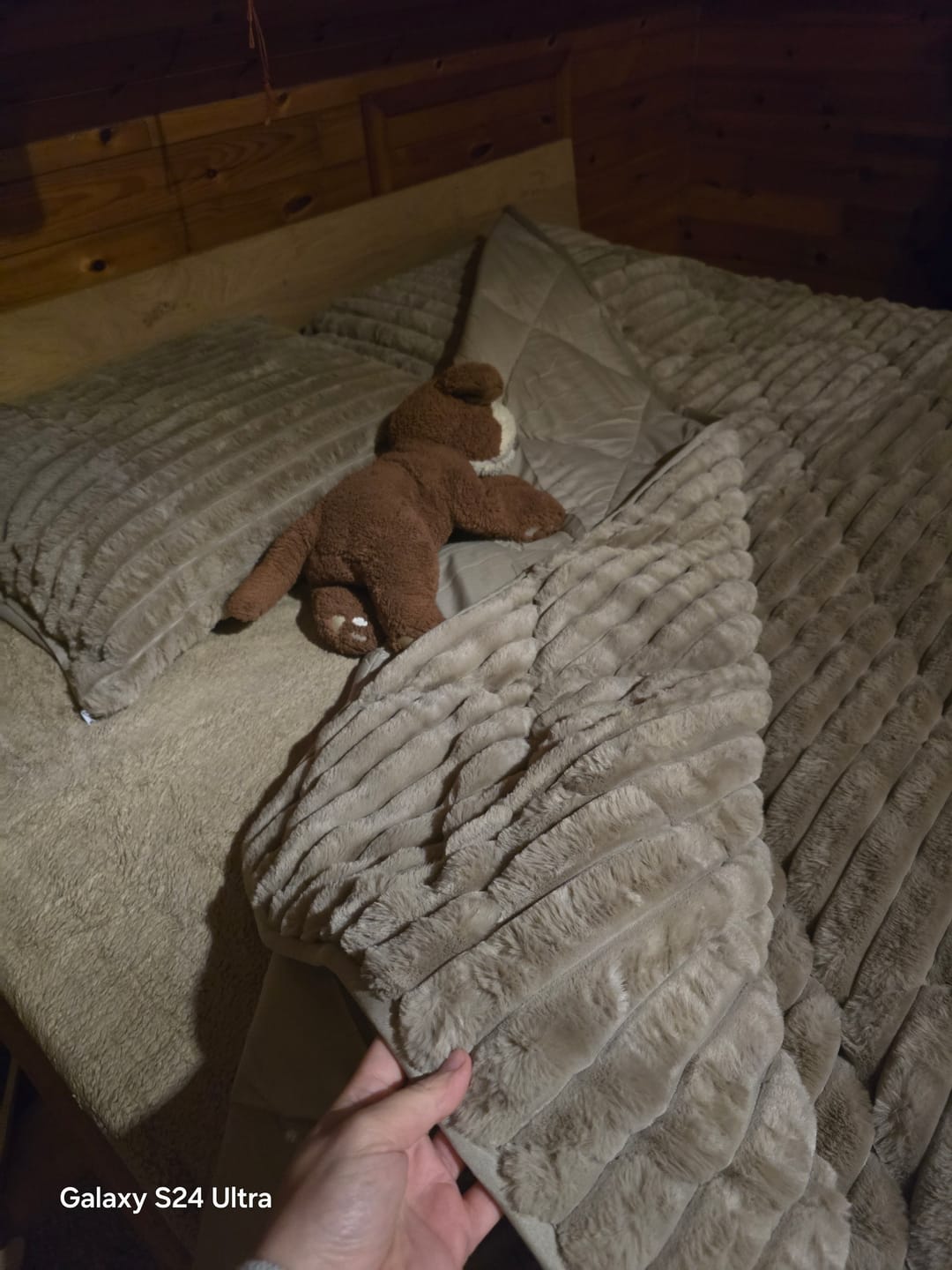 Customer photo review of Dekbed Zonder Overtrek Teddy Chunky Rib™ Iced Coffee Taupe