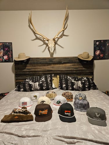 Jessica P. review of Hat of the Month Crew | Skip the Line image 1 out of 1