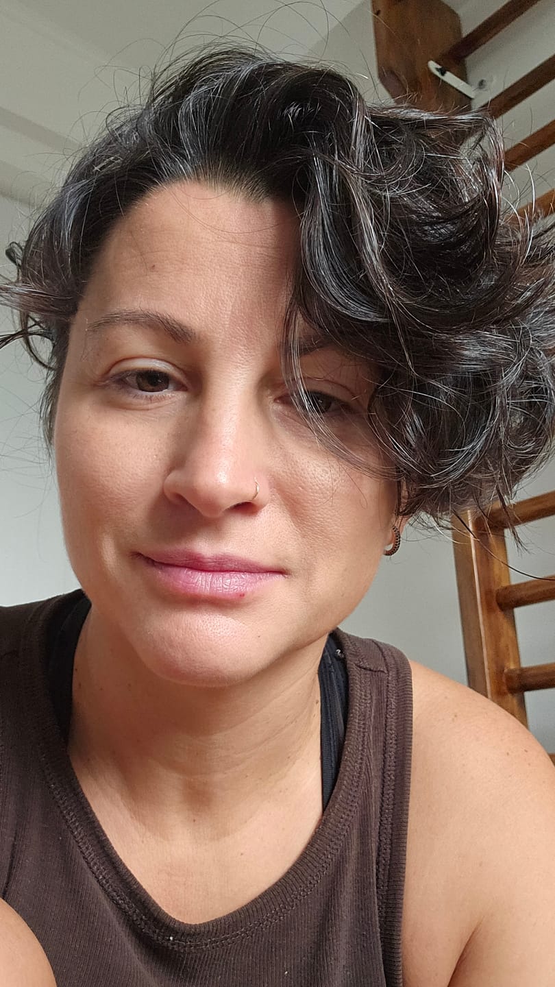 Customer photo review of 14K Gold Nose Ring