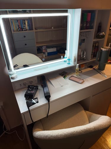 Customer photo review of Καρέκλα Γραφείου Μπουντουάρ Περιστρεφόμενη Ρυθμιζόμενου Ύψους Εξοικονόμησης Χώρου B34-OBG020Q01