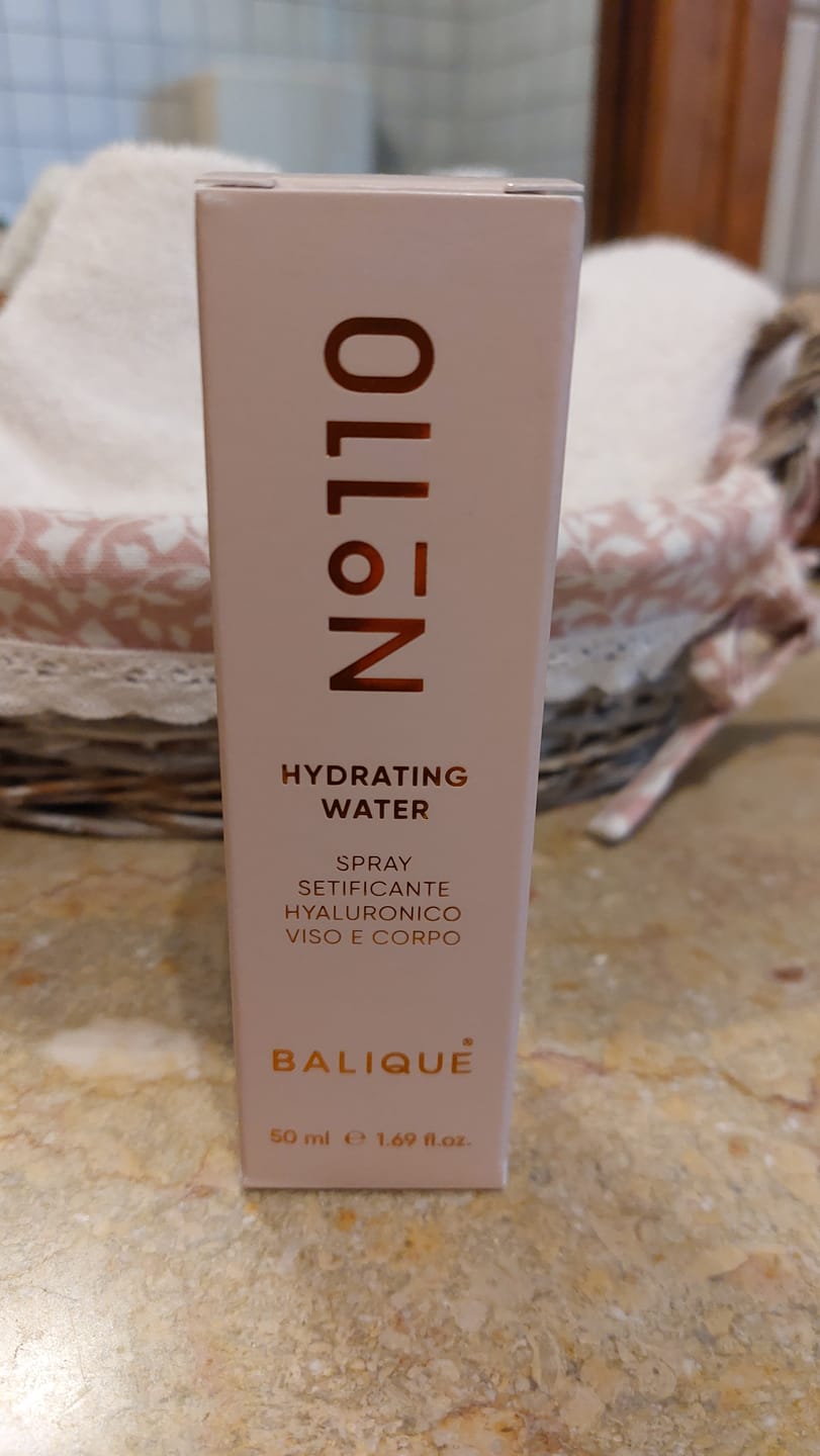 Customer photo review of N°110 HYDRATING WATER - TRAVEL SIZE