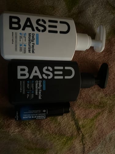 Customer photo review of Under Eye Elixir