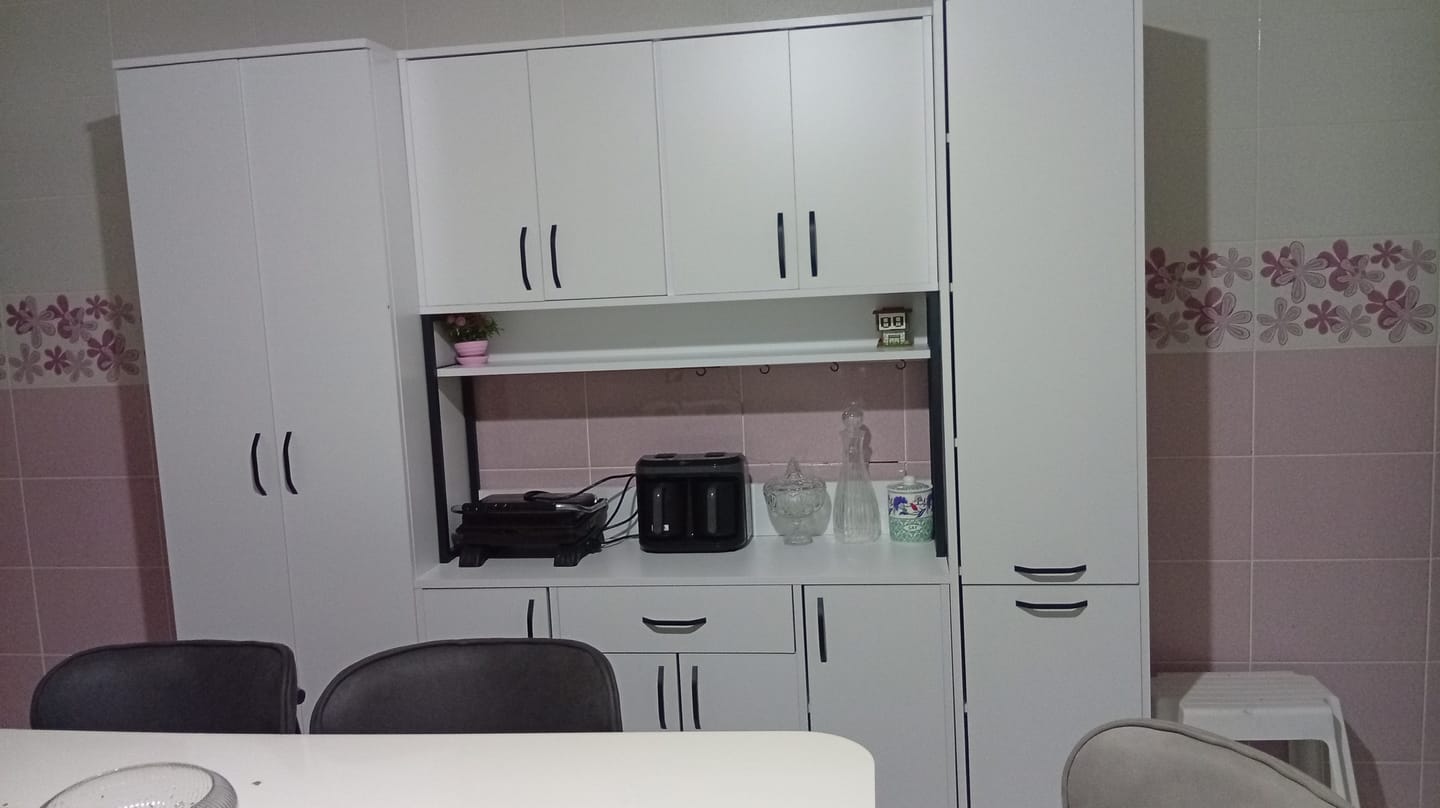 Customer photo review of Rani JE132 Çok Amaçlı Dolap 12 Kapaklı 1 Çekmeceli Kiler Mutfak Dolabı Beyaz