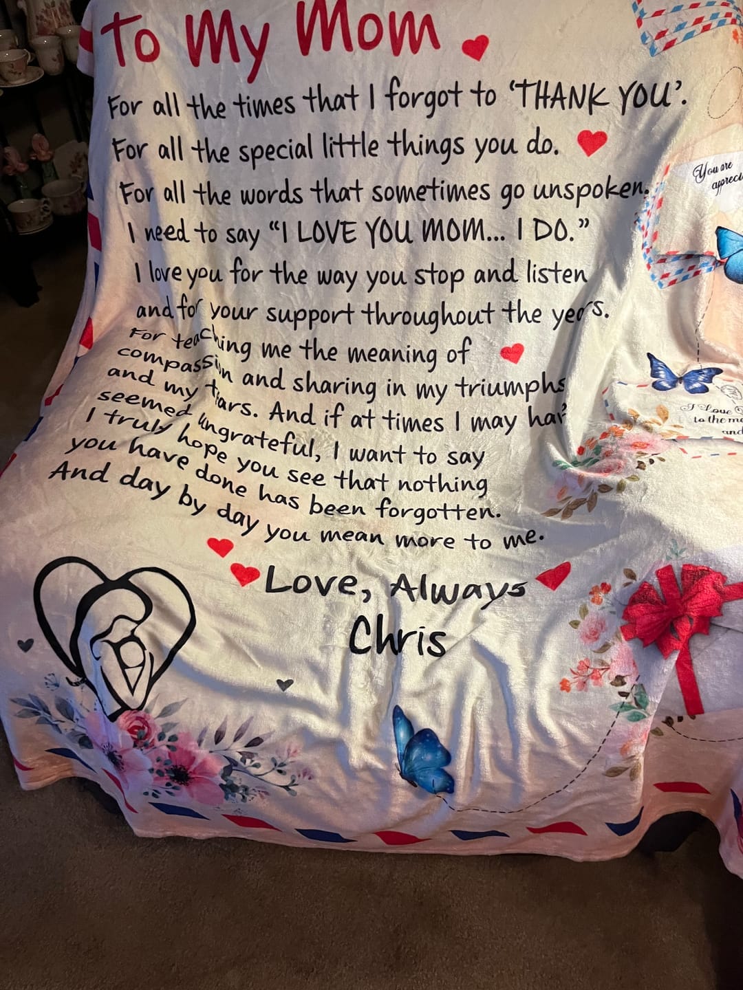 Customer photo review of Mom - Giant Post Card Blanket Gift