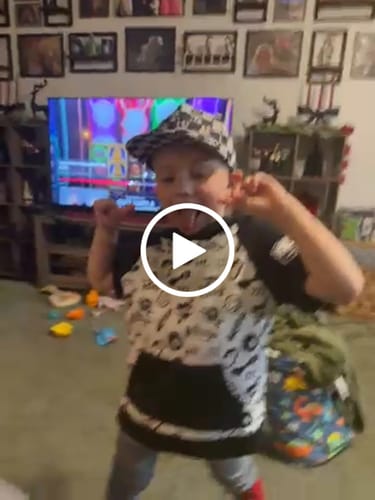 Customer video review of Venice x Boyhood Hydro Snapback