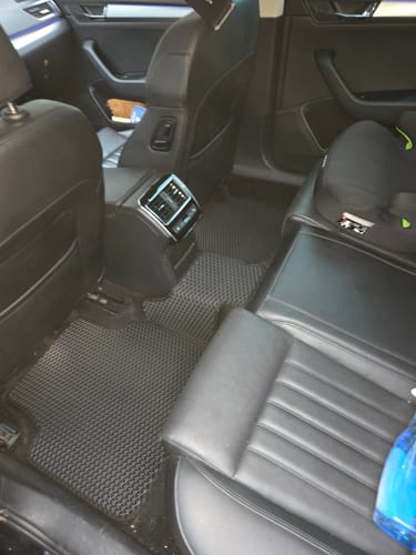 Customer photo review of Auto Fußmatten nach Maß - Komplettset