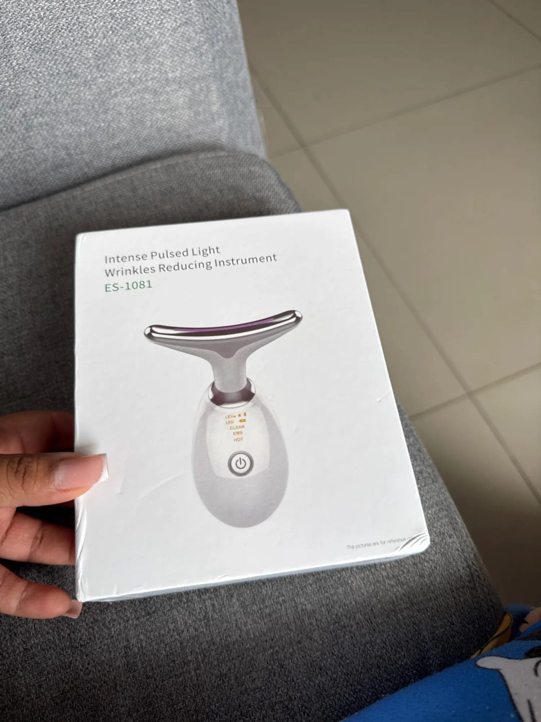 Customer photo review of Anti Wrinkle Face Neck Massager Beauty Device
