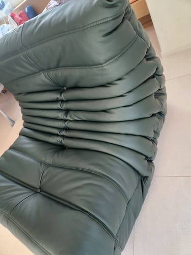 Ligne Roset Togo Fireside Chair installation example review image
