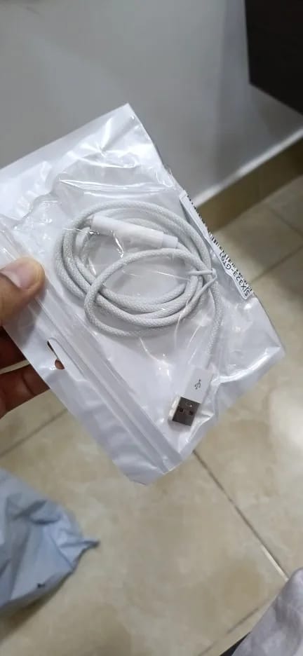 Customer photo review of 3In1 100W 6A Fast Charging Cable For iPhone Xiaomi Redmi POCO Oneplus OPPO Realme Micro USB Type-C Phone Charger USB Data Cable