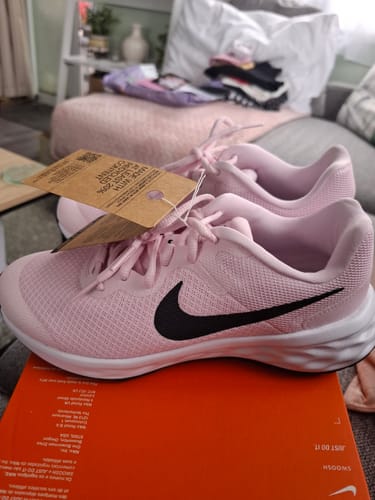 Customer photo review of Nike Revolution 6 GS NN 'Pink Foam'