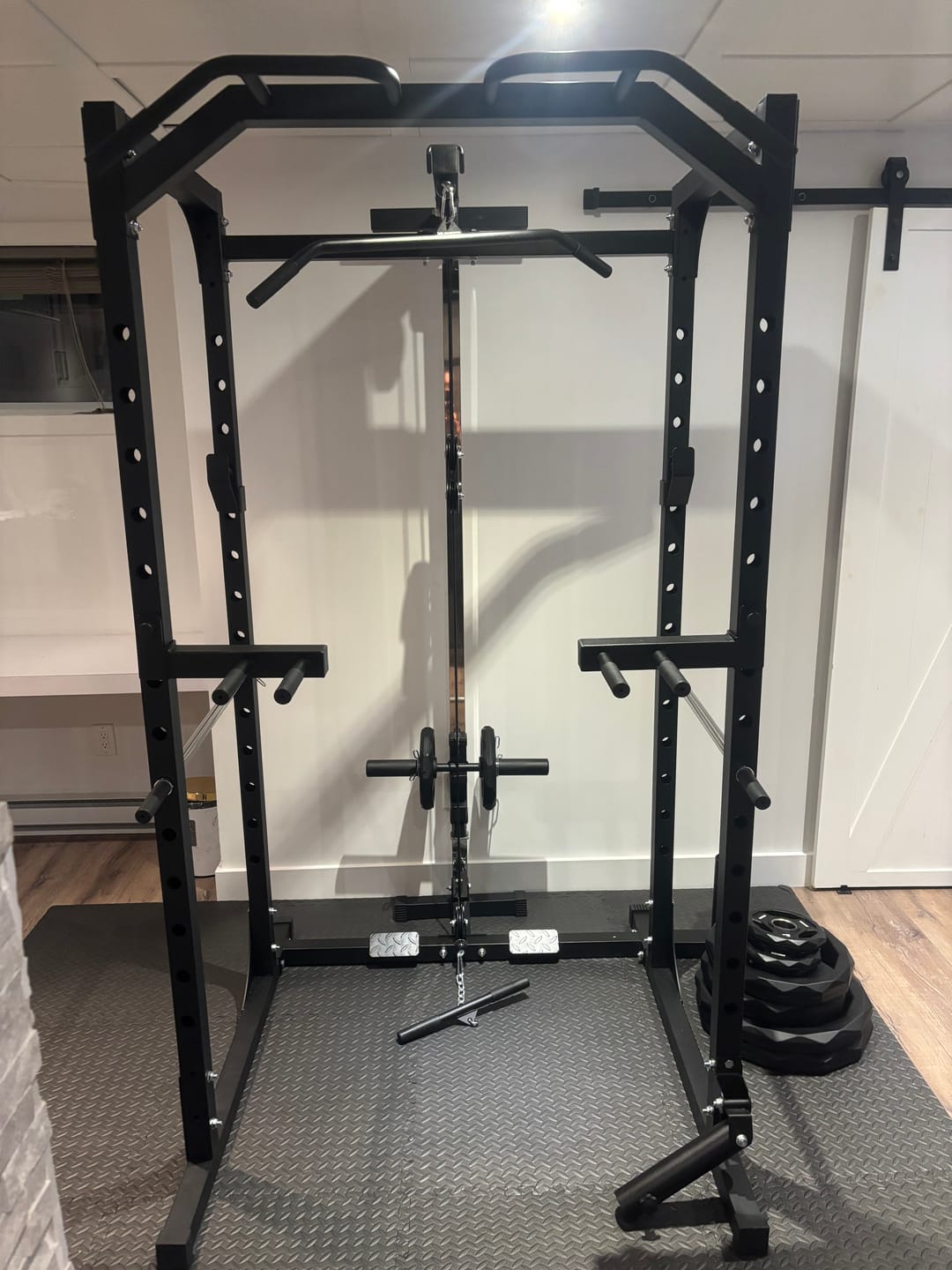 Customer photo review of Power rack Cage de musculation avec poulie haute et basse et accessoires