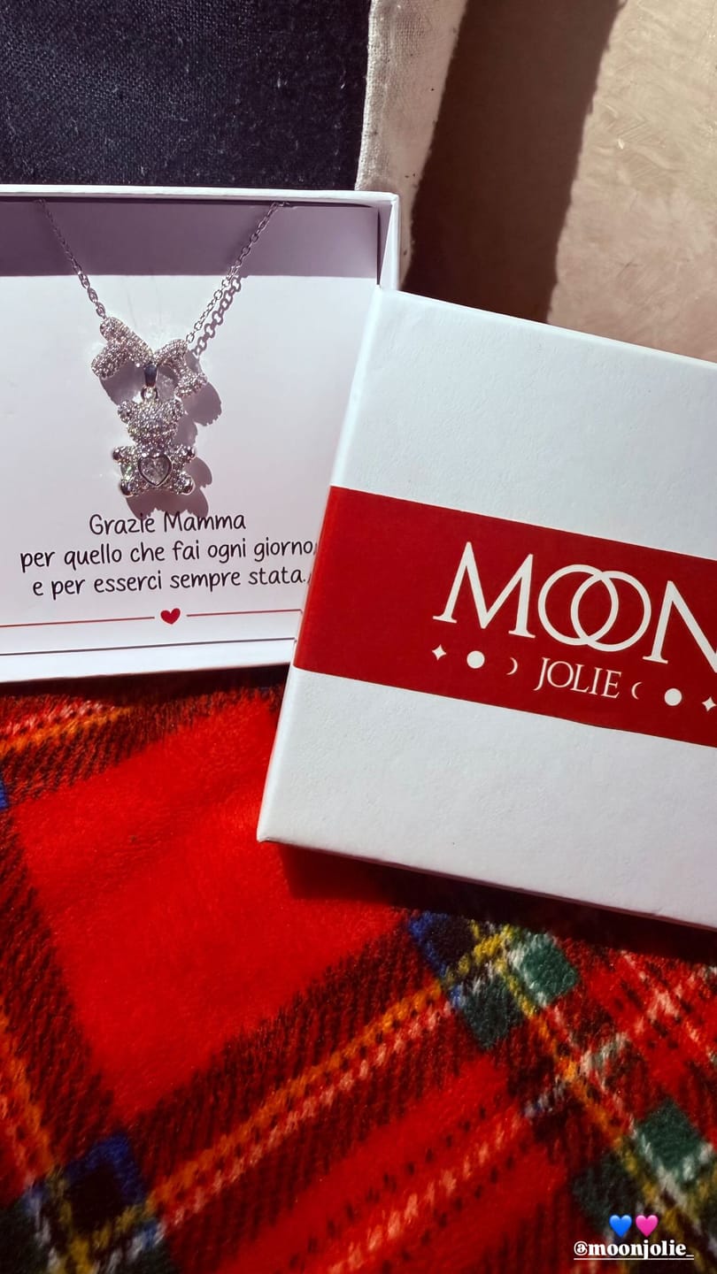 Customer photo review of Collana Teddy Mama