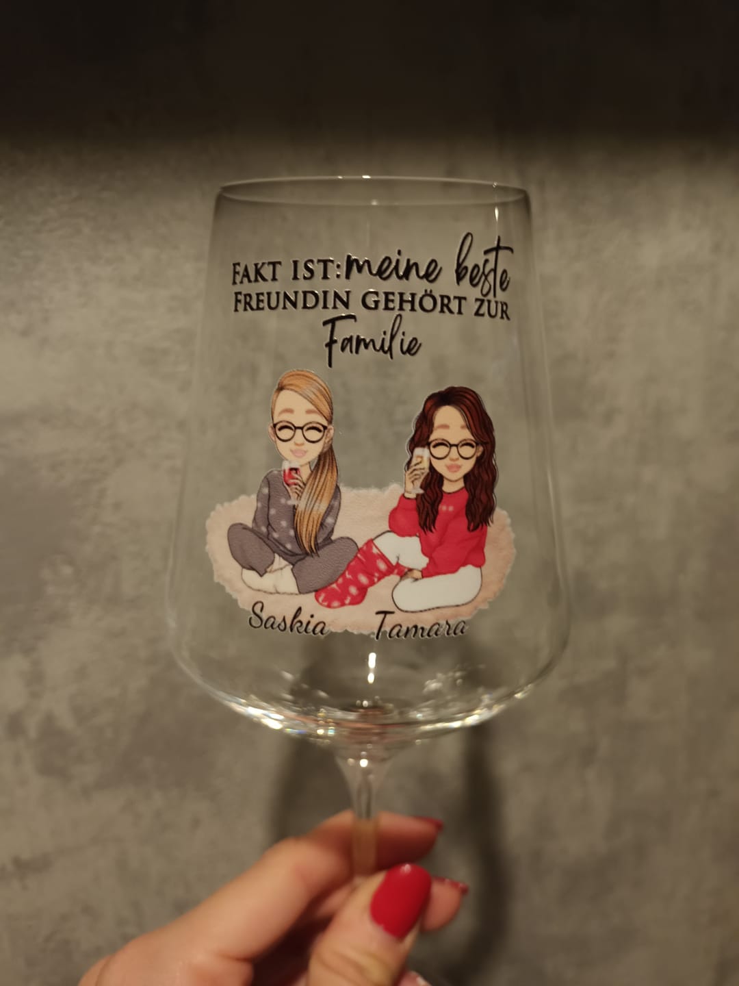 Customer photo review of Herzensmenschen - Personalisiertes Weinglas