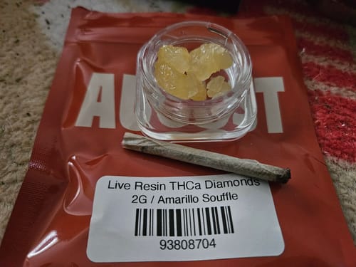 Customer photo review of Live Resin THCa Diamonds