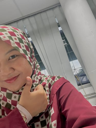 Customer photo review of Monogram Square (Burgundy)