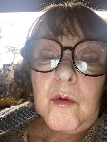 Customer photo review of A FLUSH OF COLOUR CREAM BLUSH