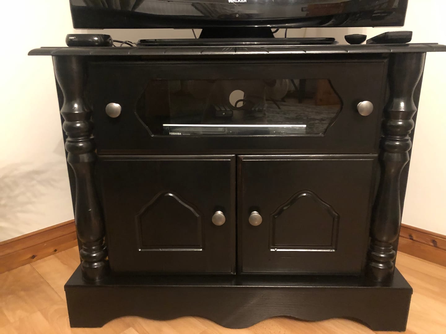 Customer photo review of Classic Cast Iron Cupboard Handles