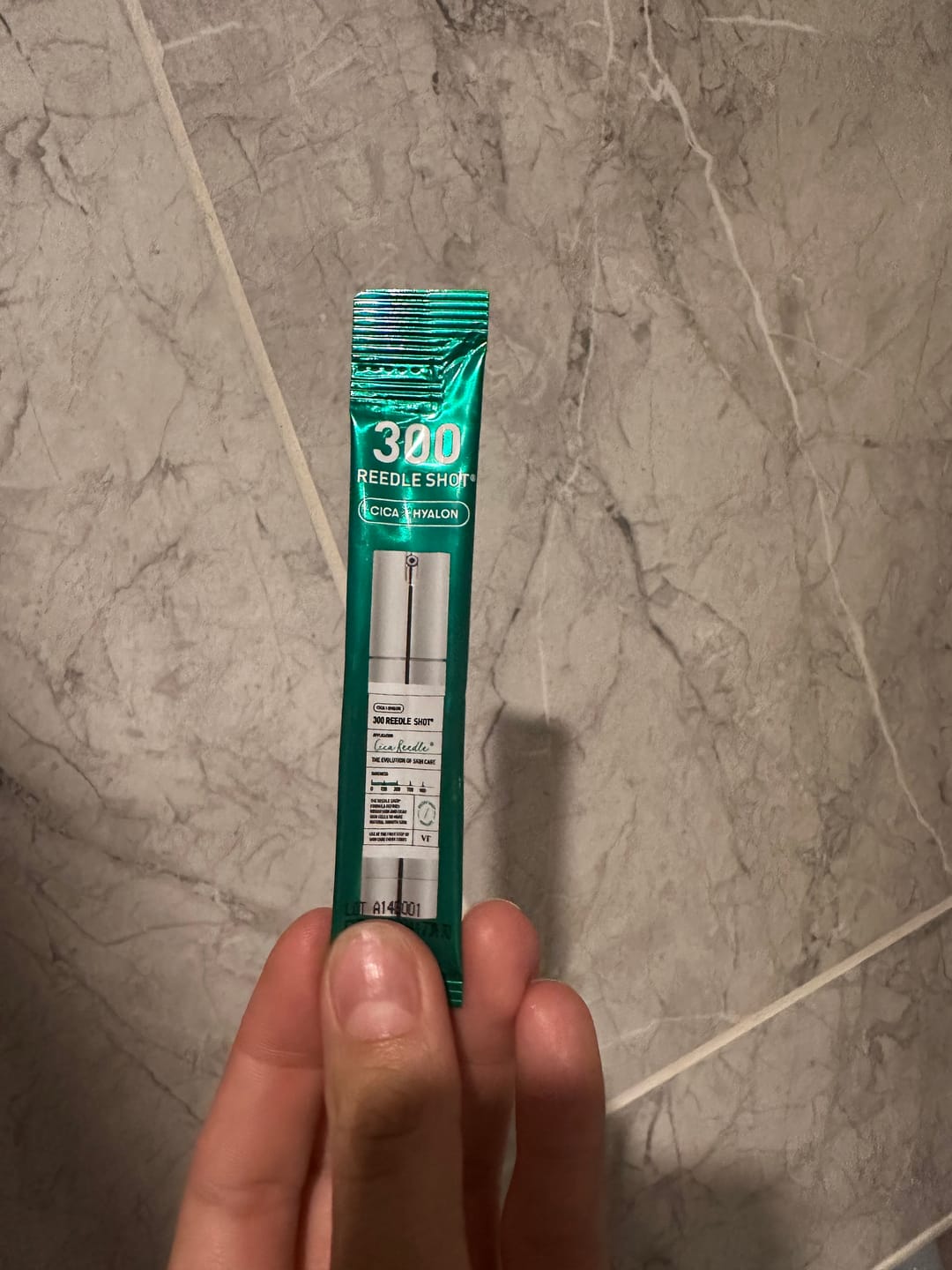 Customer photo review of Intensīvs serums-būsteris ar mikroadatām VT Cosmetics Reedle Shot 300