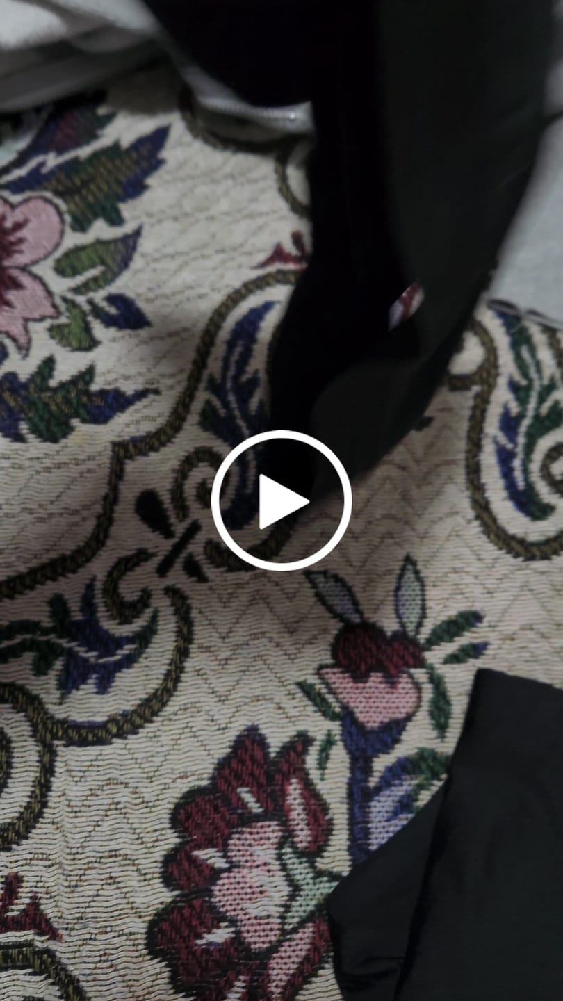 Customer video review of Camila - Abundante