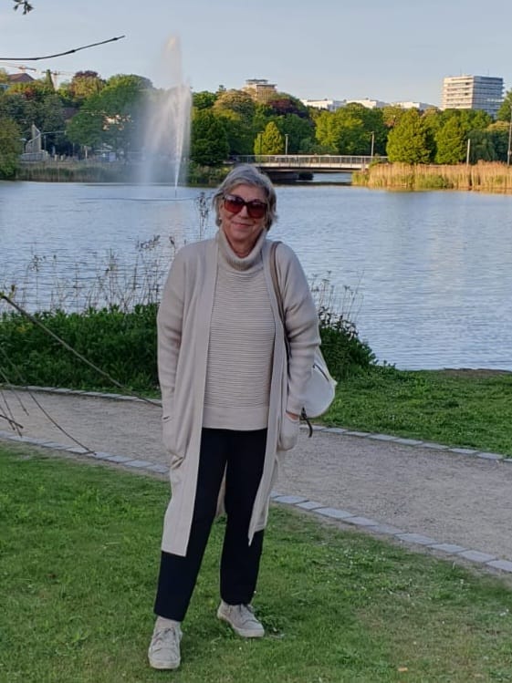 Customer photo review of PULLOVER BAILEY - Asymmetrischer Merino Rollkragenpullover