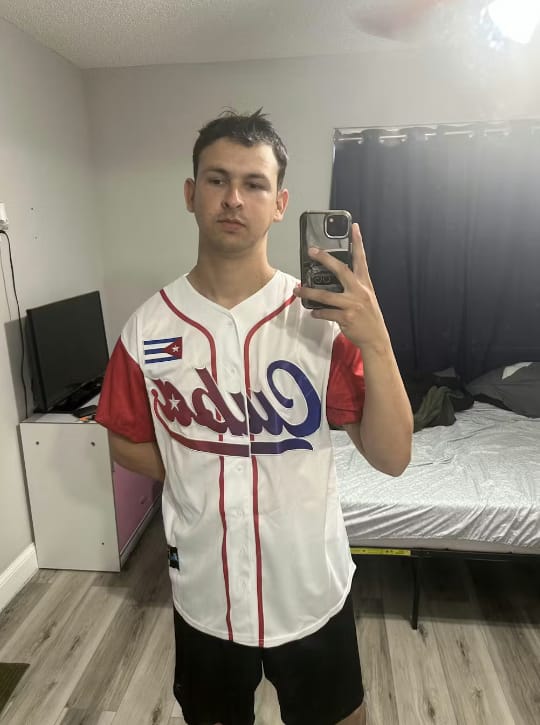 Customer photo review of Cuba Heritage Custom Baseball Jersey