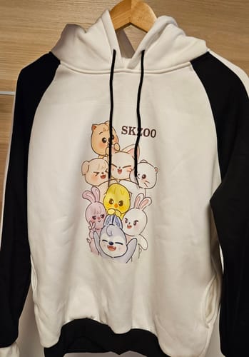 Customer photo review of Cartoon SKZ Print Color Block Hoodie