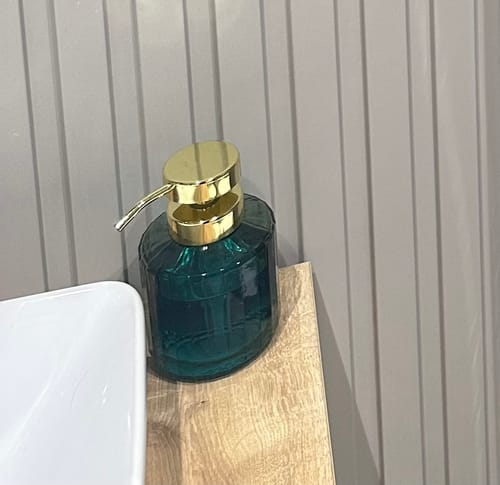 Customer photo review of Emerald Cam Sıvı Sabunluk