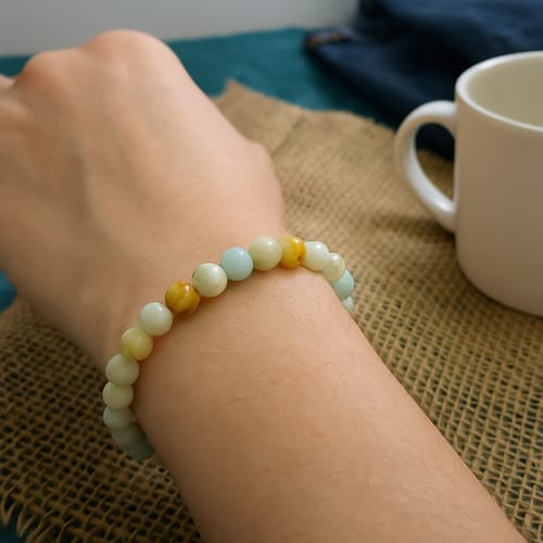 Customer photo review of Amazonite Mixed Bracelet 8mm Beads – Natural Healing Crystal for Calmness, Balance & Positive Energy by Vastu Mandir