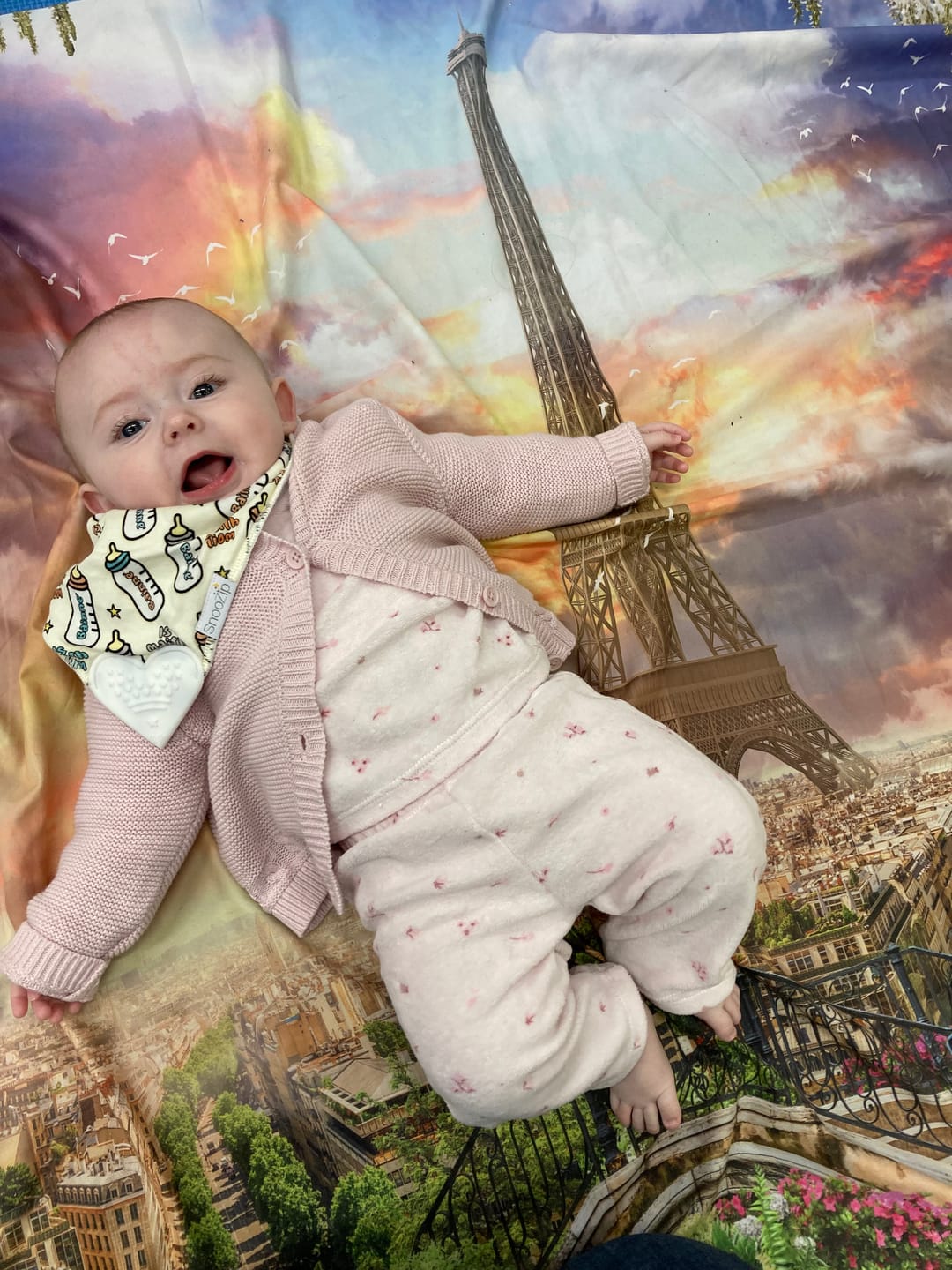 Customer photo review of Bainne Teething Bib
