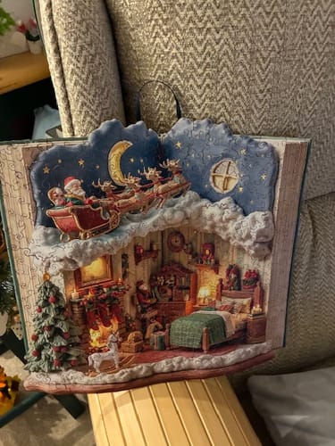 Customer photo review of Christmas Eve in the Book Wooden Jigsaw Puzzle