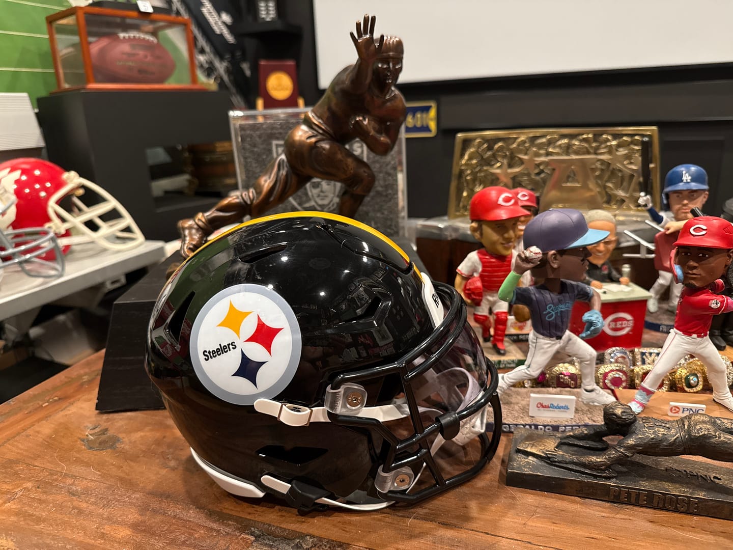 Customer photo review of Pittsburgh Steelers Riddell SpeedFlex Mid-Size MIDI Helmet