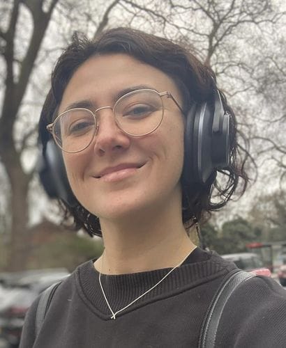 Customer photo review of Oneodio A Series - Bluetooth 5.0 Active Noise Cancelling Wireless Headphones - Built-in Microphone, Type C Charging & Carry Case - Extended 2 Year Warranty Included
