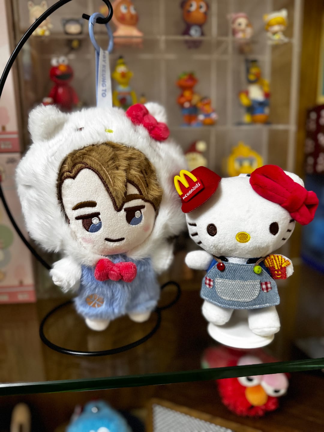 Customer photo review of HelloKitty Costume Play Plushie Keychain
