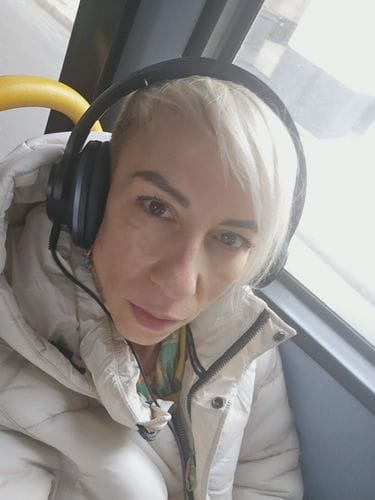 Customer photo review of Oneodio A Series - Bluetooth 5.0 Active Noise Cancelling Wireless Headphones - Built-in Microphone, Type C Charging & Carry Case - Extended 2 Year Warranty Included