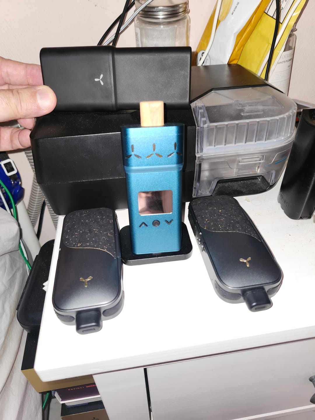 Customer photo review of LEGACY PRO 2 | Herb & Wax Dual Use Vaporizer - Hybrid Heating, Replaceable Battery, Compact Design