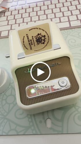 Customer video review of Round Label Tape for B21, B1, B3S