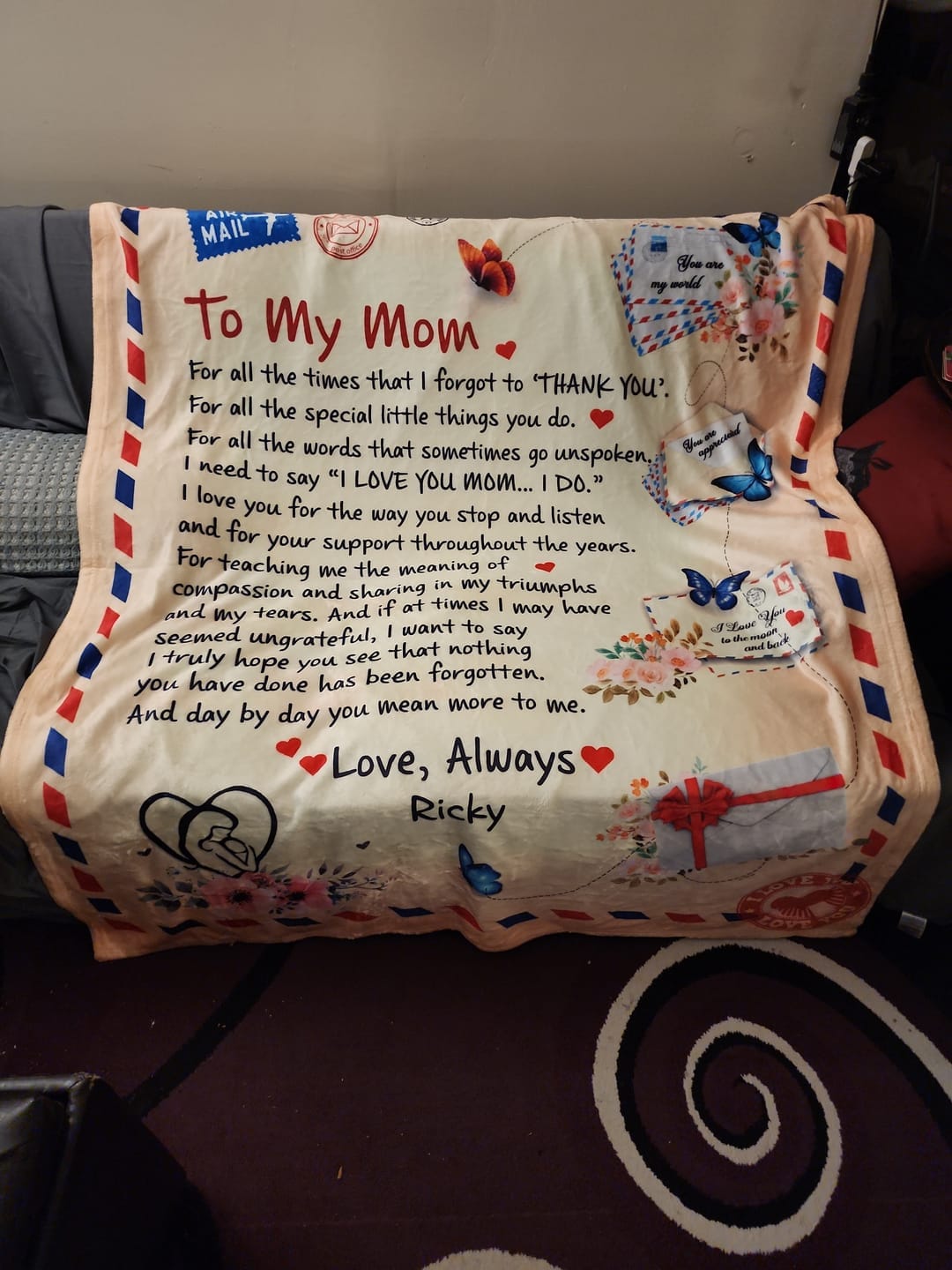 Customer photo review of Mom - Giant Post Card Blanket Gift