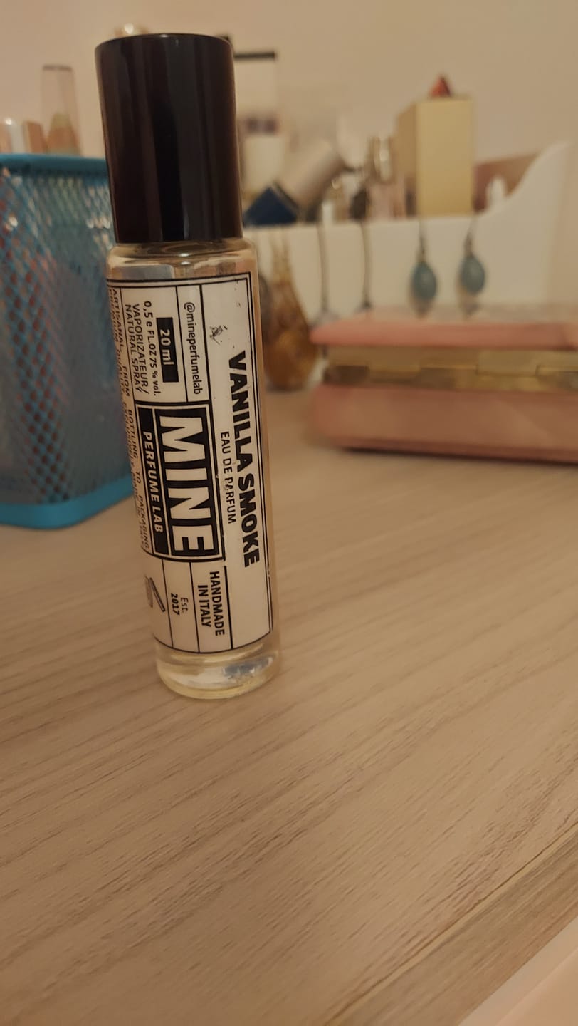 Customer photo review of VANILLA SMOKE