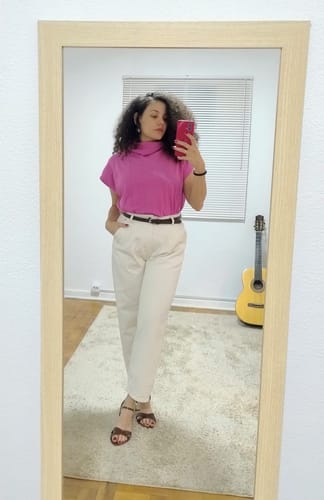 Mariana G. review of Calça Jeans Slouchy Cacau Bege image 1 out of 2