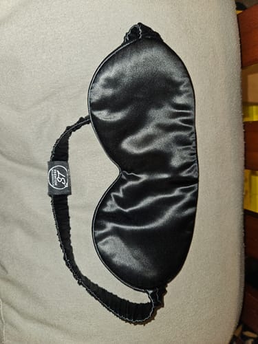 Customer photo review of Silk Sleep Eye Mask - Black