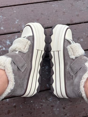 Customer photo review of Glissane Brown