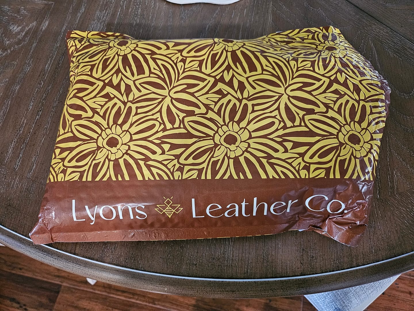 Customer photo review of Gold Keychain