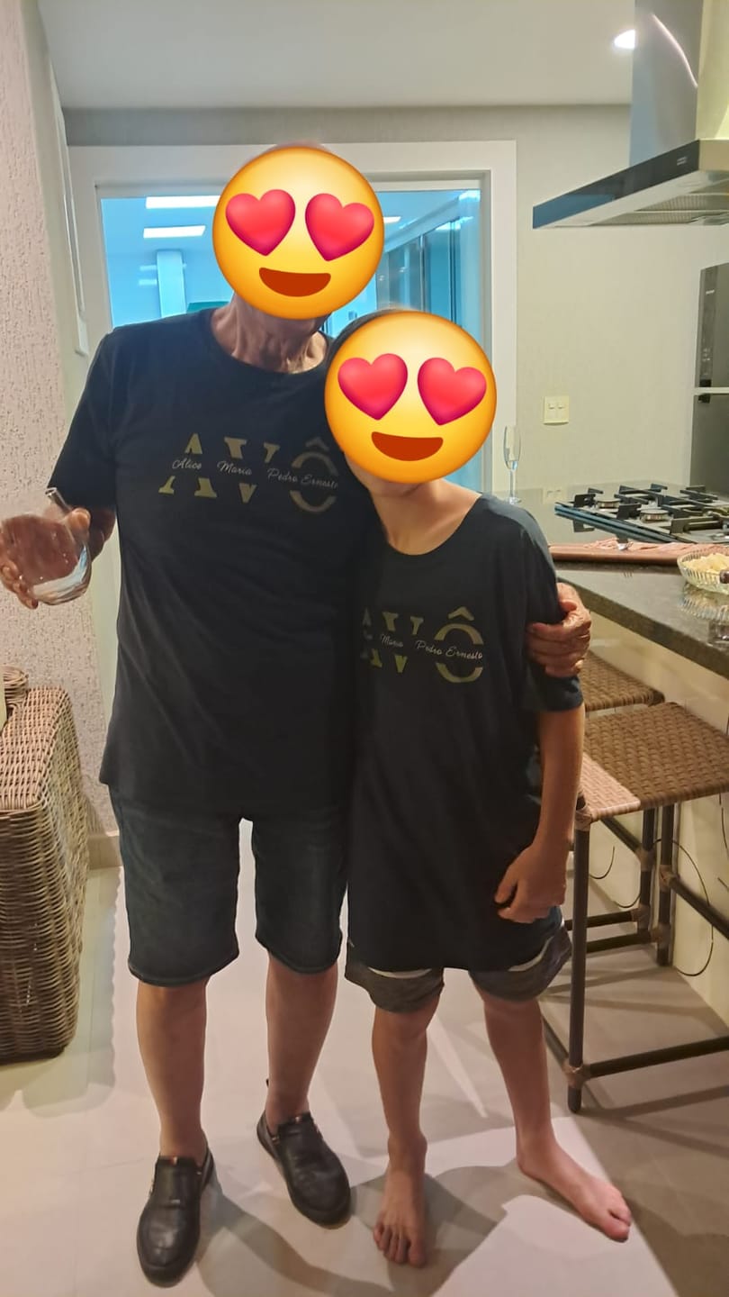 Customer photo review of Camiseta Personalizada MÃE / PAI E FILHOS - Algodão 100%