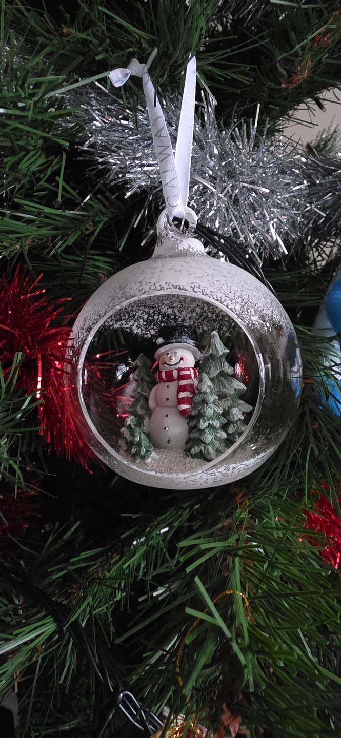 Customer photo review of Galway Crystal Snowman Forest Hanging Bauble