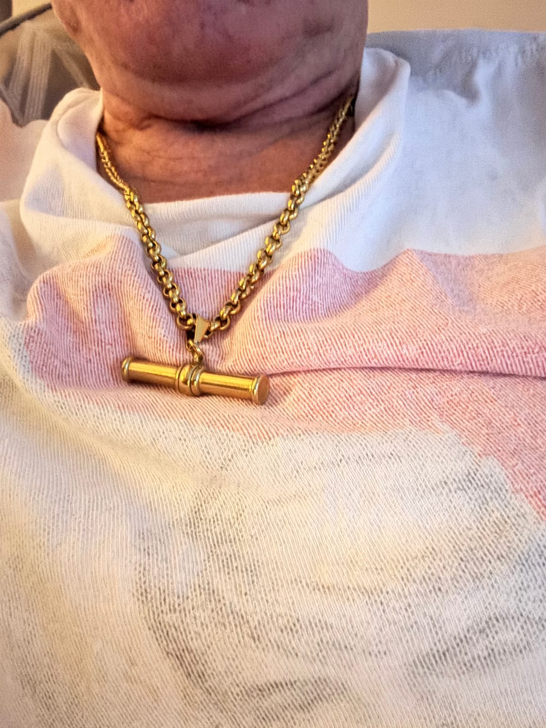 Customer photo review of XL T-Bar Necklace